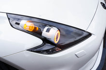 Load image into Gallery viewer, Nissan 370z Headlight Build

